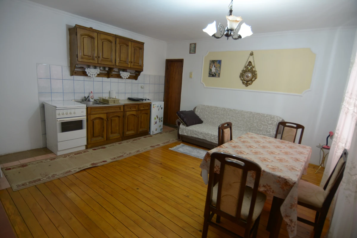 Apartman br. 2